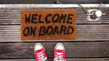 Top 5 tips for a strong employee onboarding process